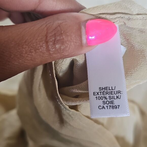 Banana Republic 100% Silk Short Sleeves Top Champagne XS - Picture 7 of 16